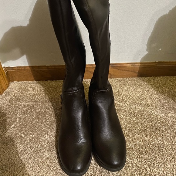 Croft&Barrow Dark Brown Leather Knee High Boots Size 7 - Picture 1 of 7